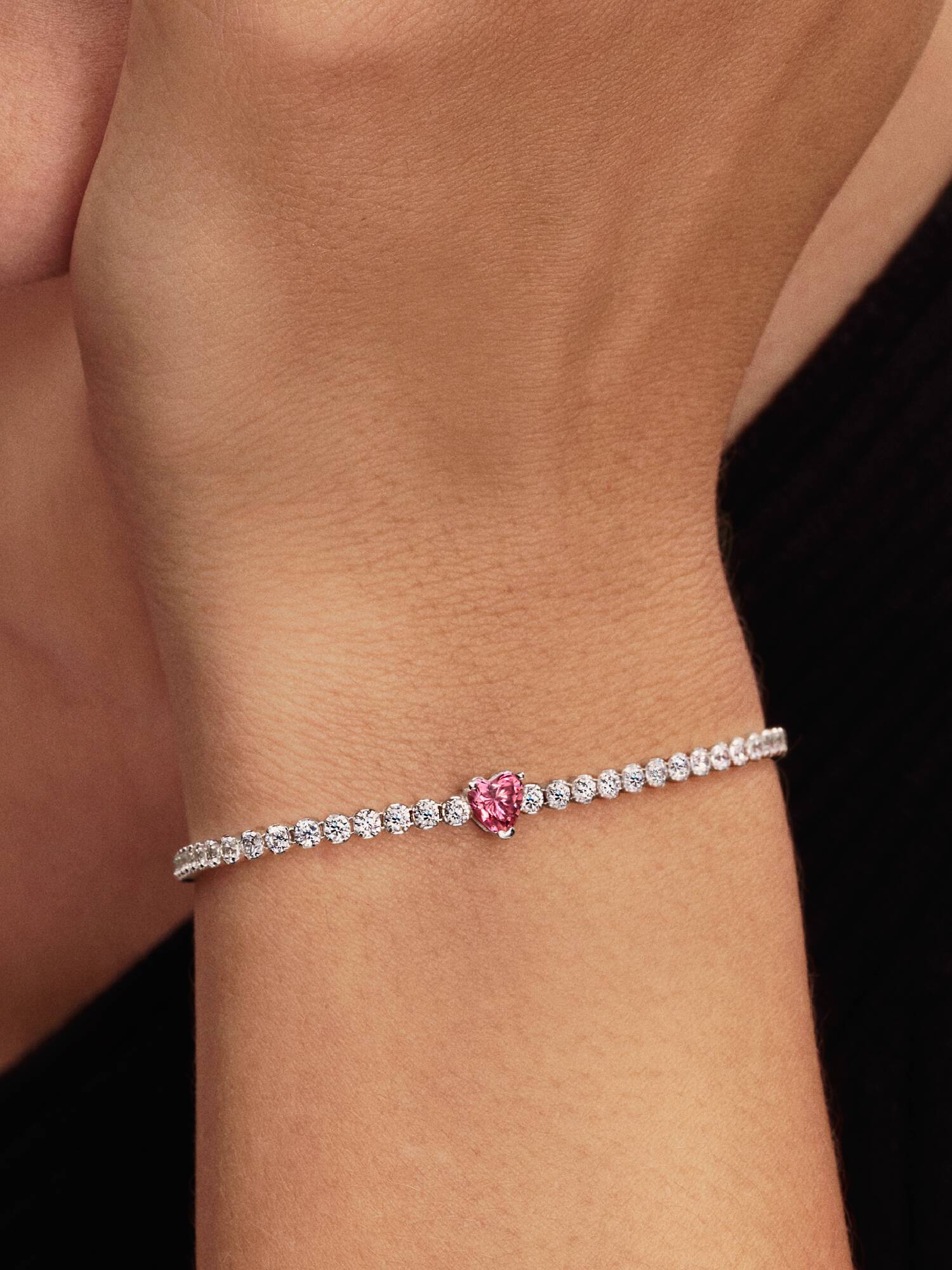 Moments Heart & Snake Chain Bracelet