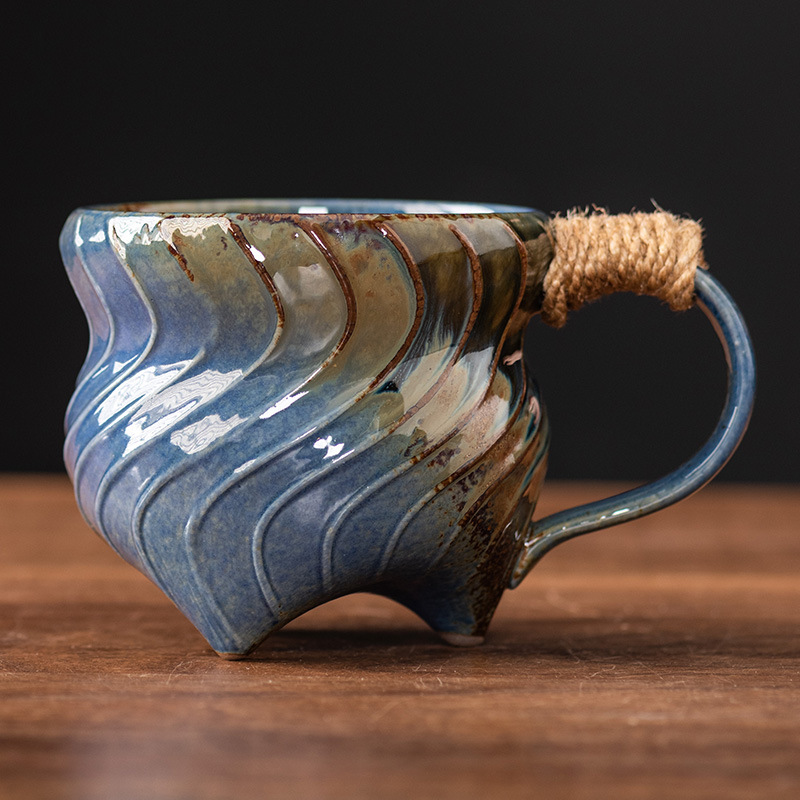 Threaded rope coffee cup