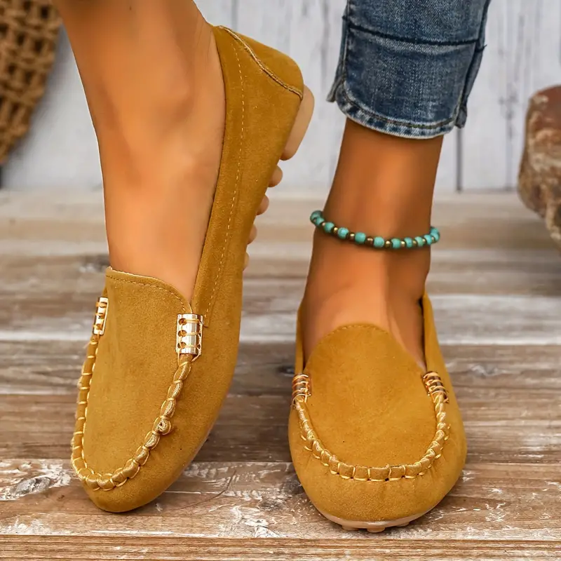 Arromic's round-toe flats