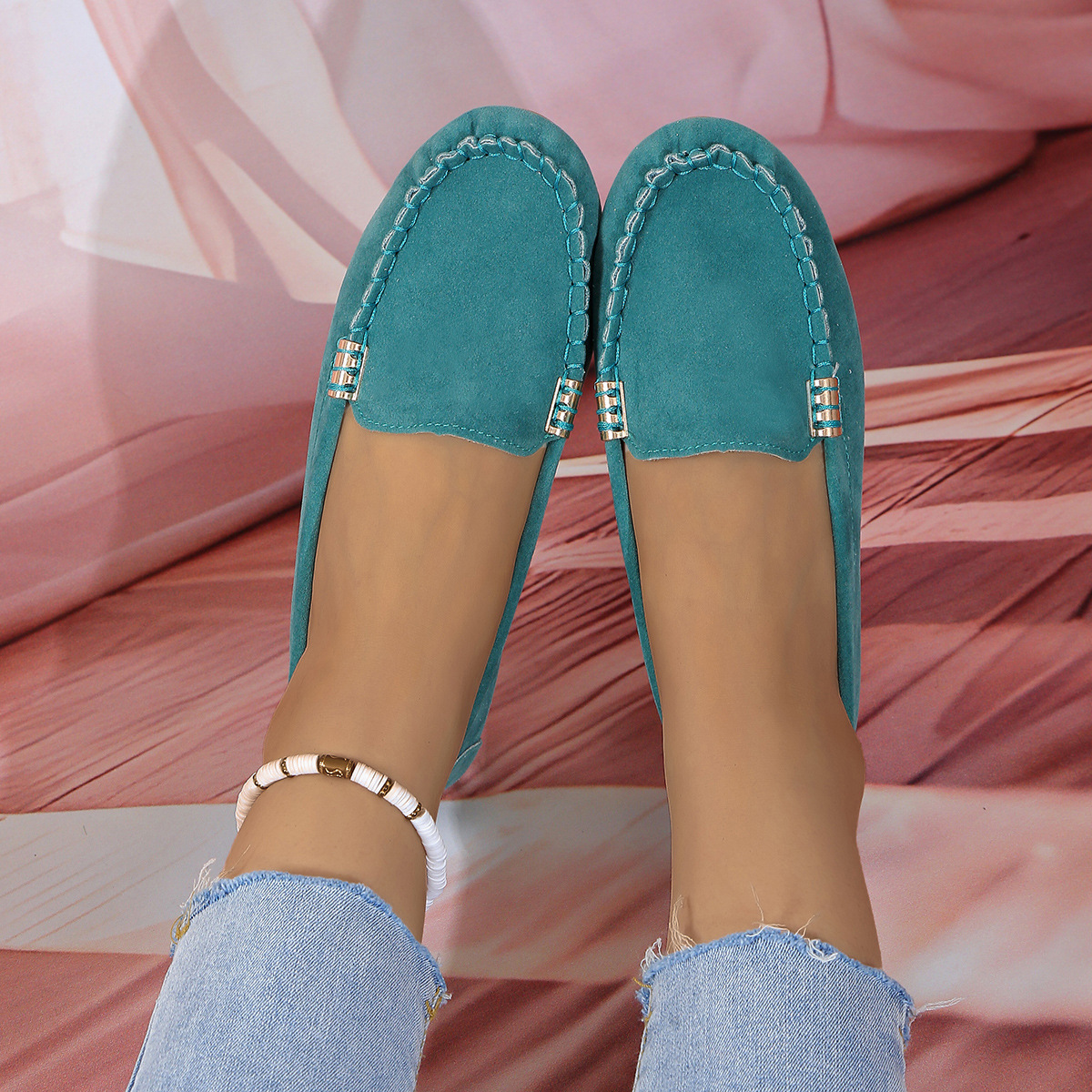 Arromic's round-toe flats