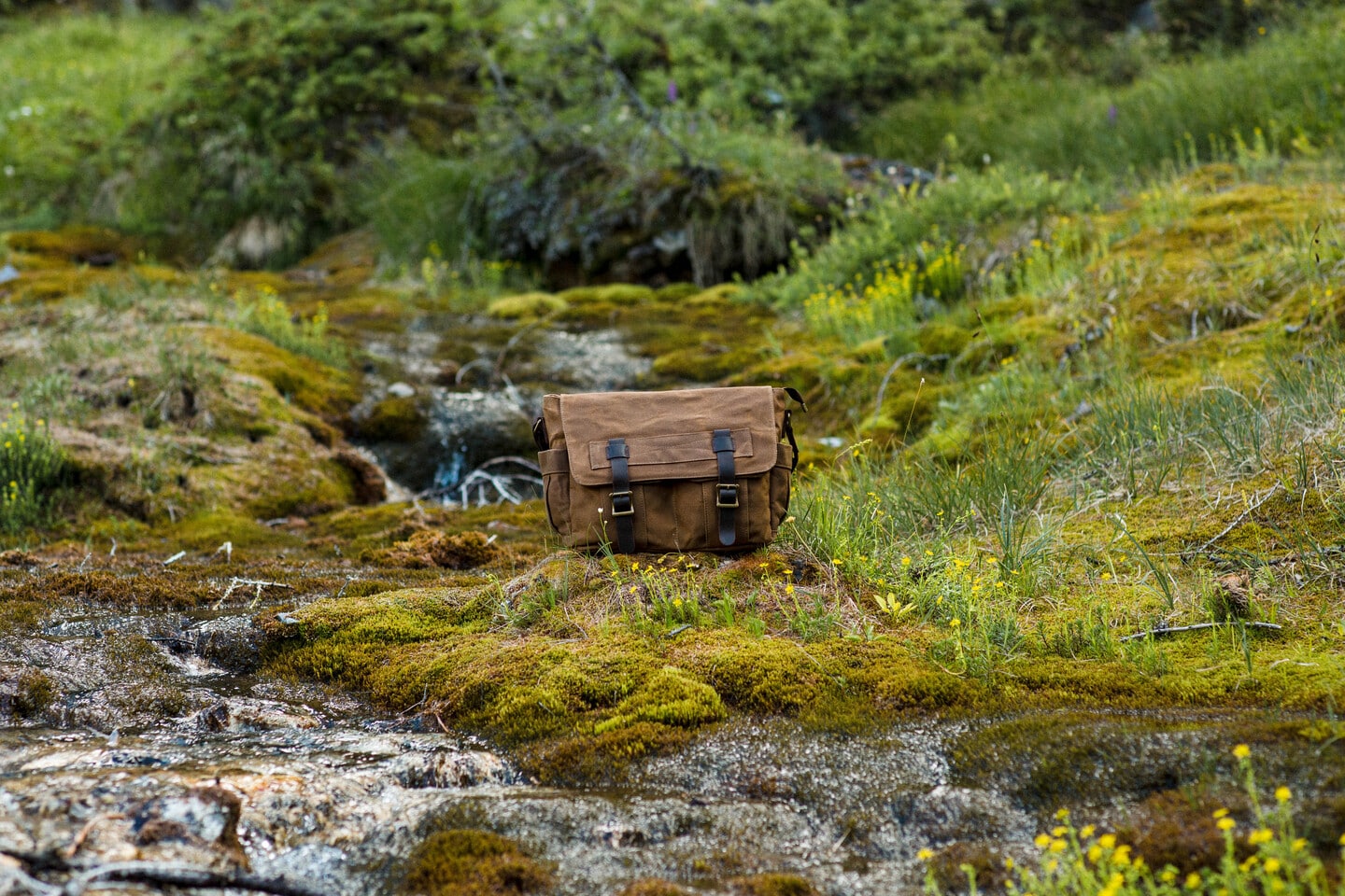 outdoor cross shoulder bag