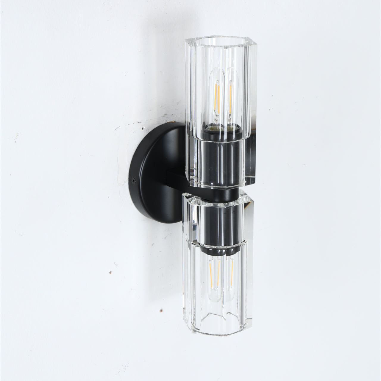 Felix Linear Sconce - product detail 4