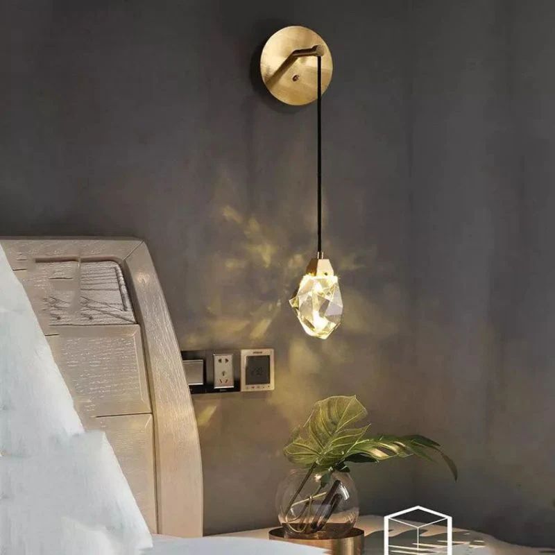 Dazzle Faceted Crystal Prisms Wall Sconce (Cord) detail view