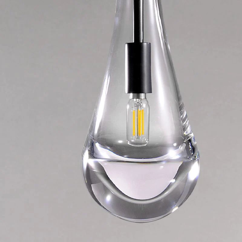 Raindrop Pendant detail view