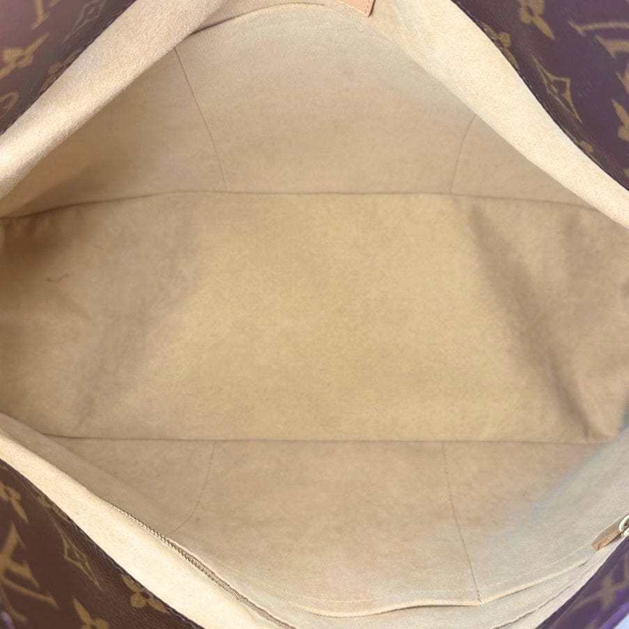 lotktuis vutktitton Monogram Artsy MM