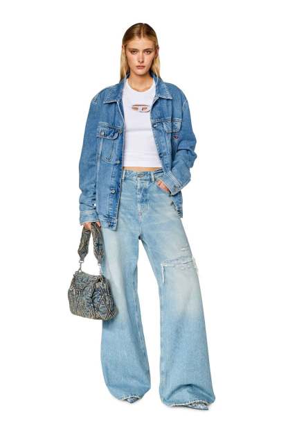 T-shirt with peekaboo logo