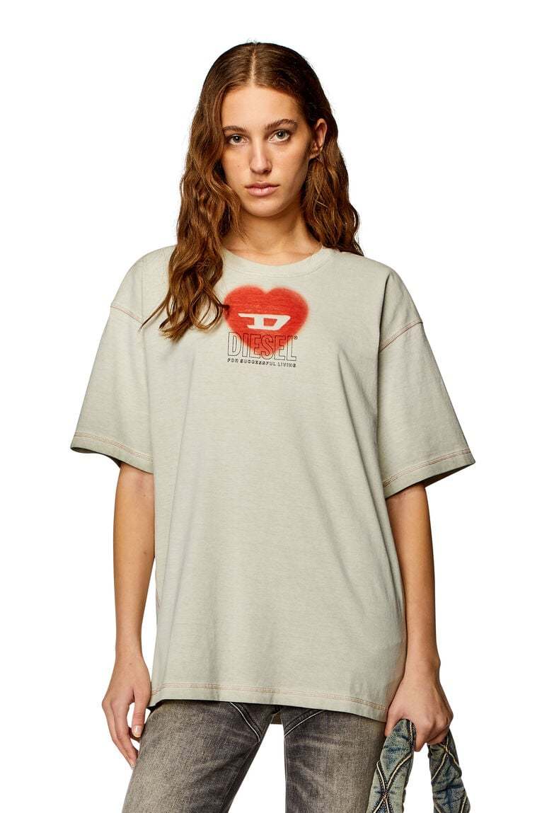 T-shirt with heart print-Beige