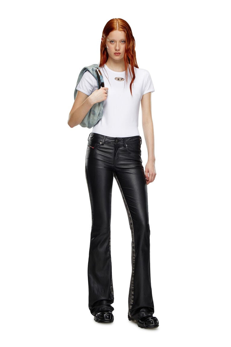 T-shirt with injection-moulded Oval D-White