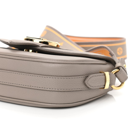 Grained Calfskin LV Pont 9 Soft PM Gris