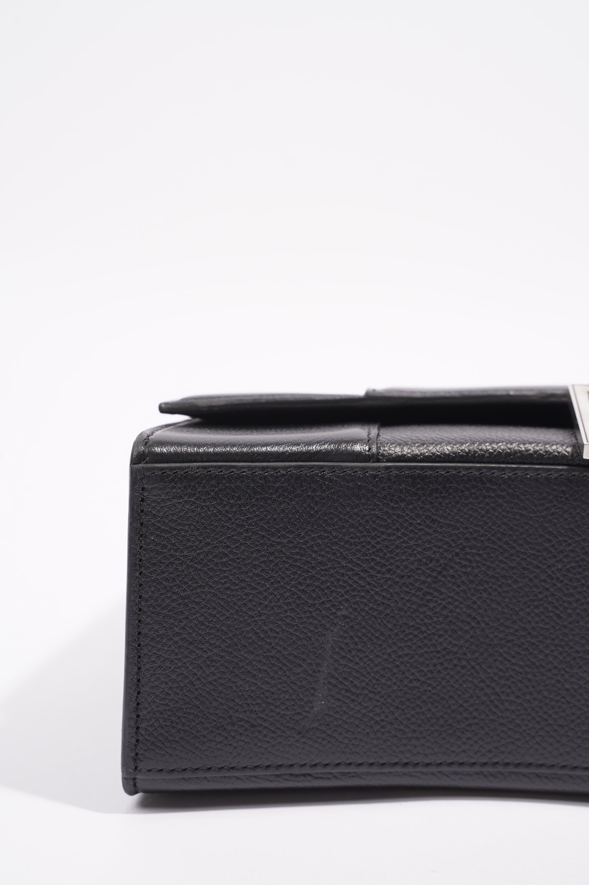 BALETKTNCIAGA Womens Hourglass Black Leather Medium