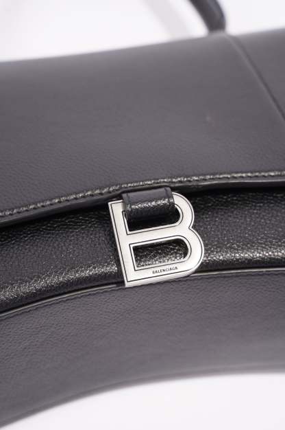 BALETKTNCIAGA Womens Hourglass Black Leather Medium