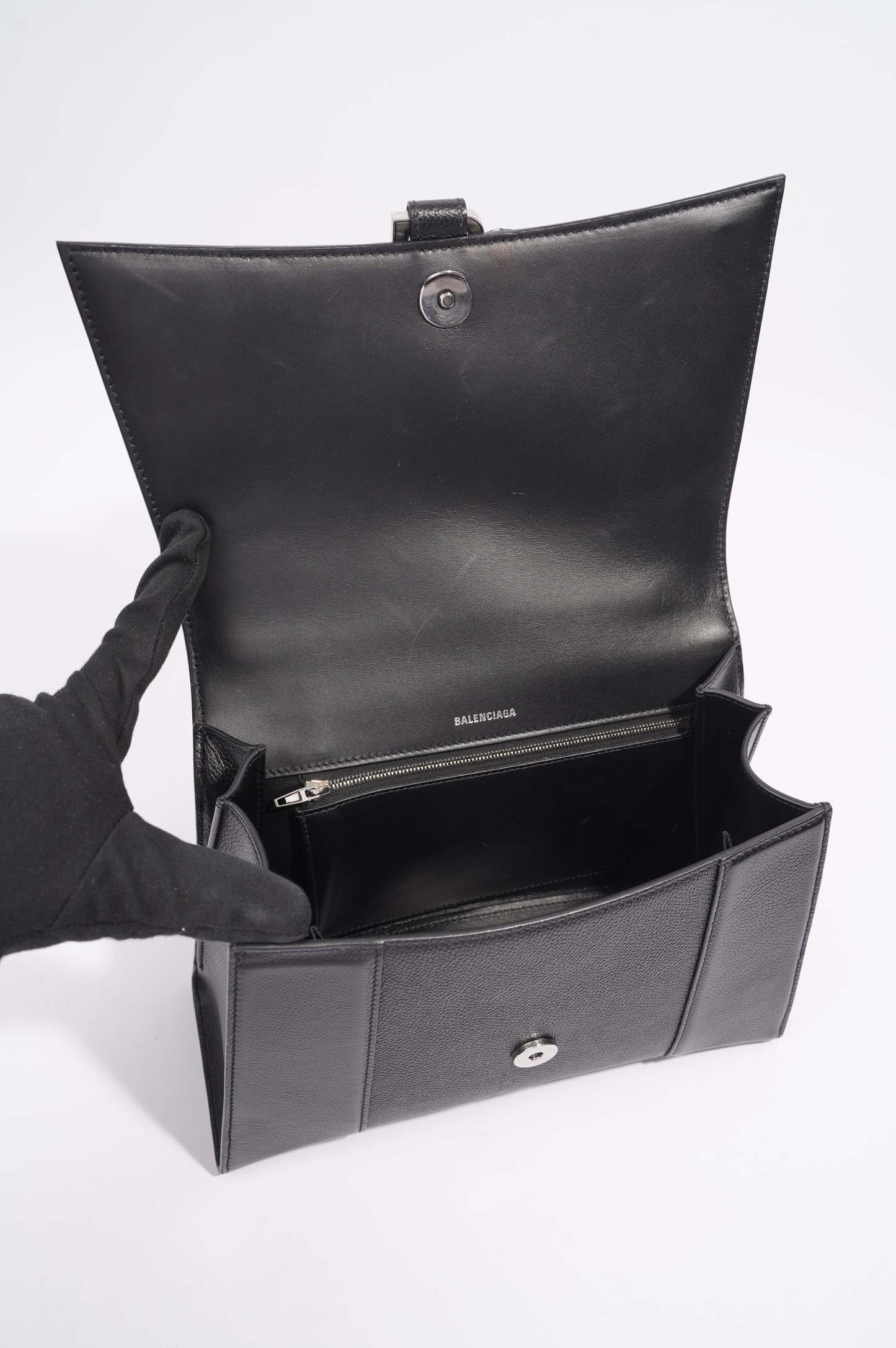 BALETKTNCIAGA Womens Hourglass Black Leather Medium