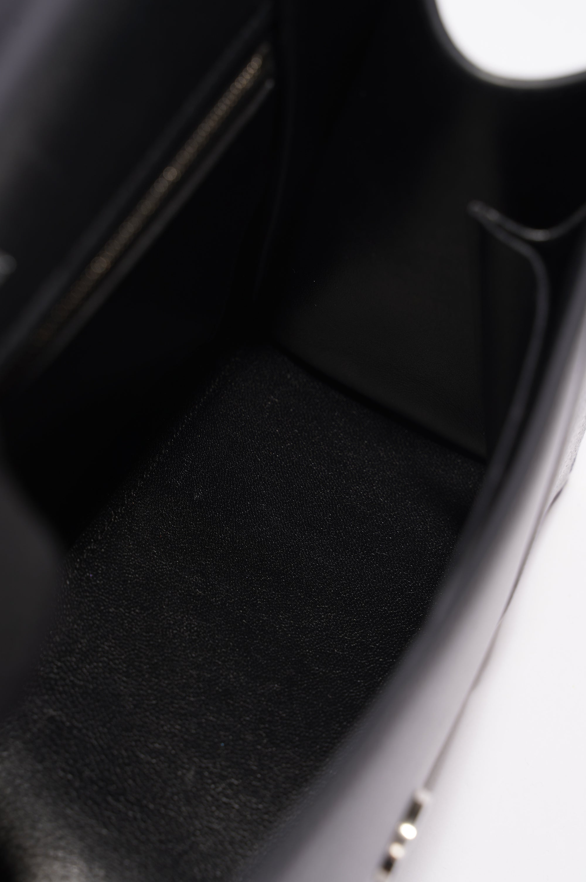 BALETKTNCIAGA Womens Hourglass Black Leather Medium