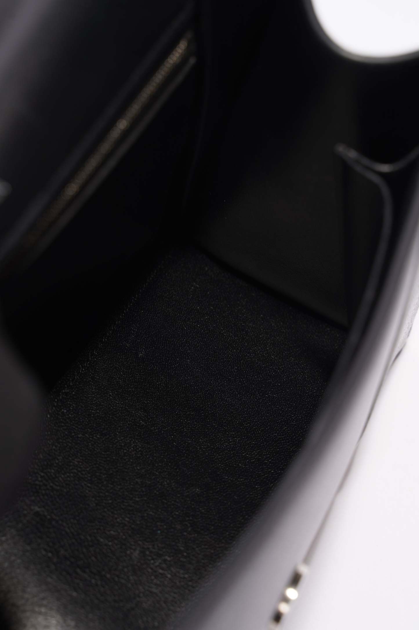 BALETKTNCIAGA Womens Hourglass Black Leather Medium