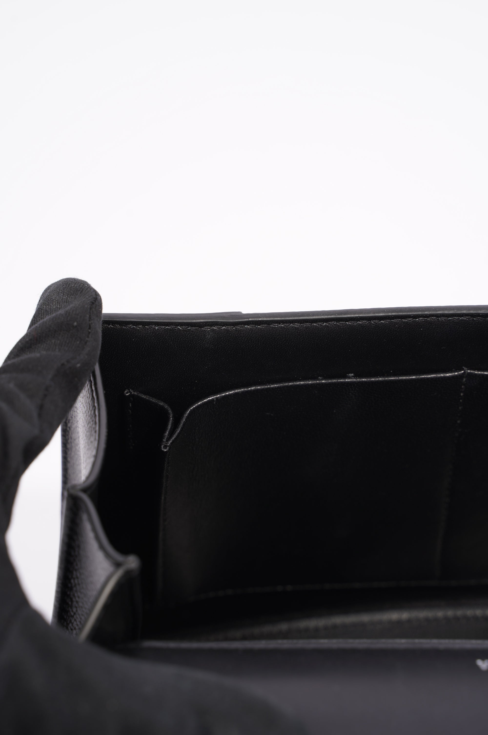 BALETKTNCIAGA Womens Hourglass Black Leather Medium