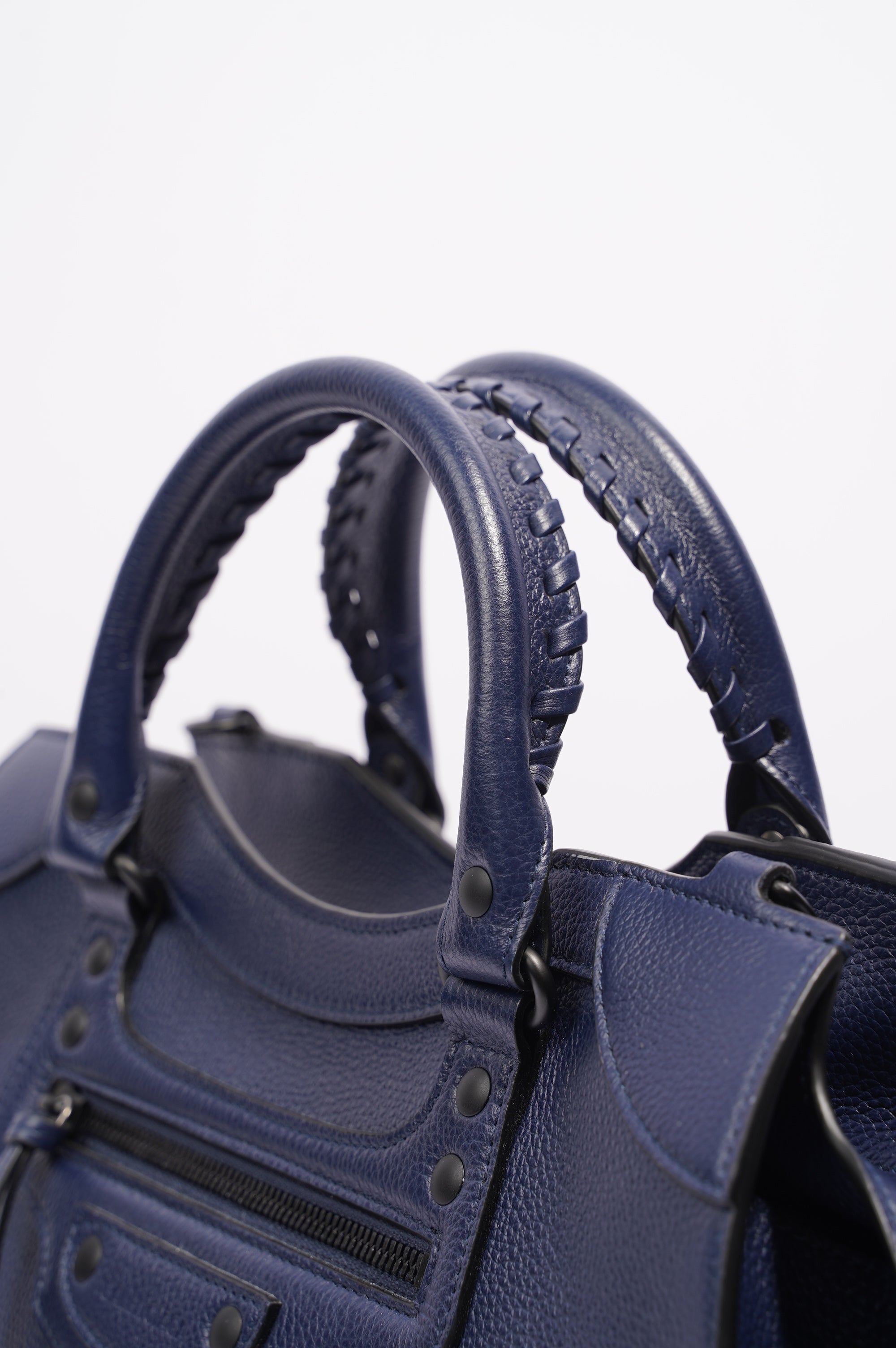 BALETKTNCIAGA Womens Neo City Bag Navy Leather Medium