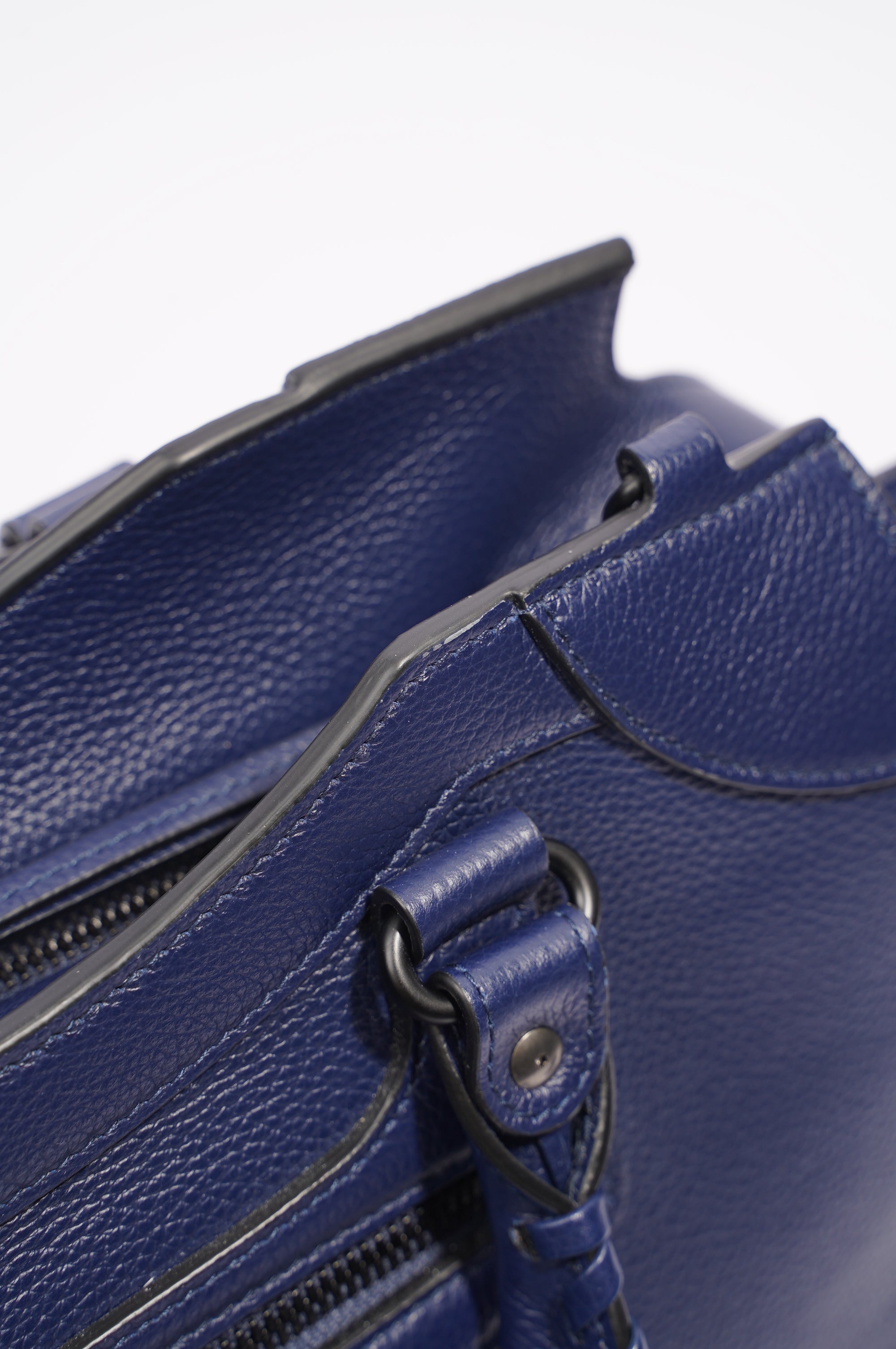 BALETKTNCIAGA Womens Neo City Bag Navy Leather Medium