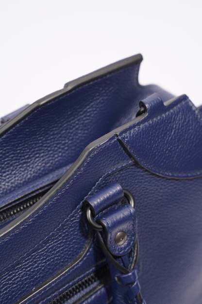 BALETKTNCIAGA Womens Neo City Bag Navy Leather Medium