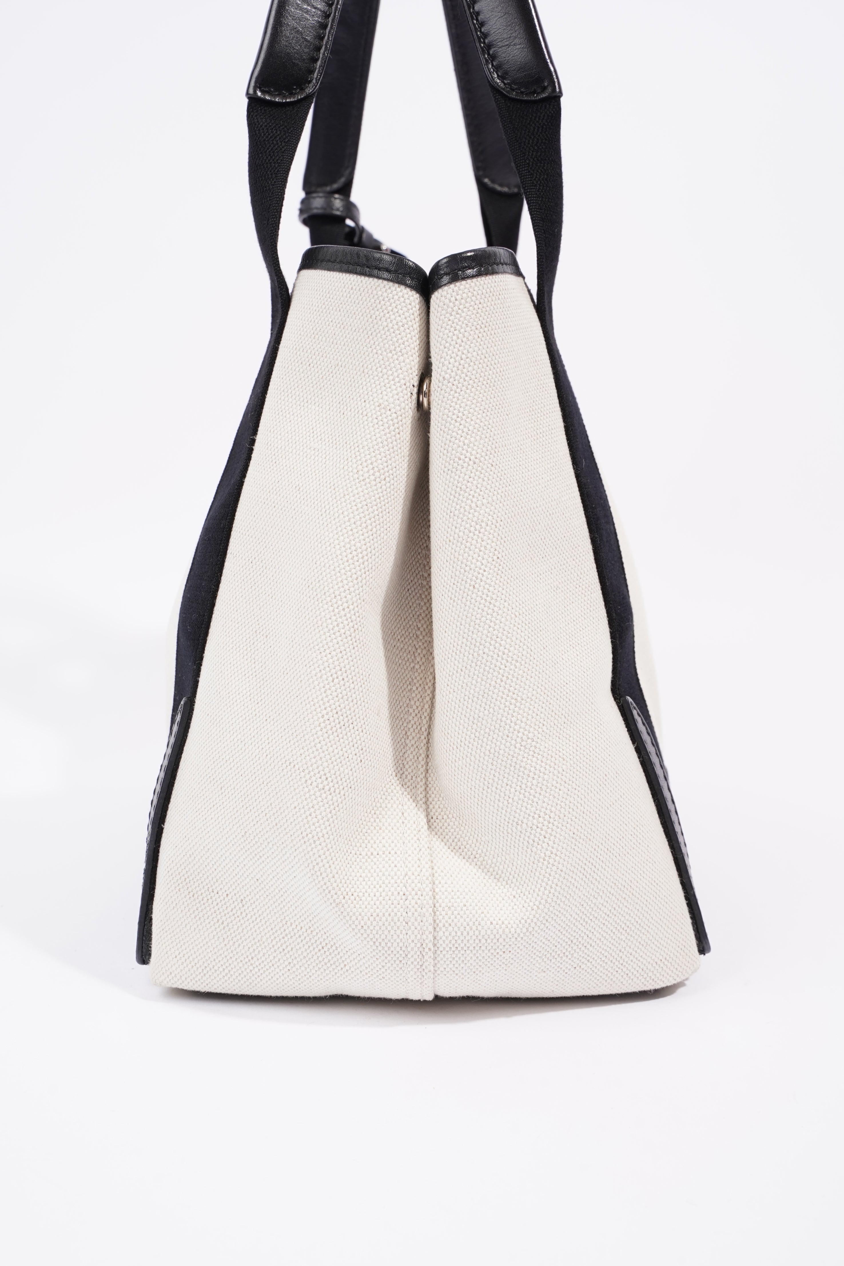 BALETKTNCIAGA Cabas Tote Bag Off white / Black Canvas Small