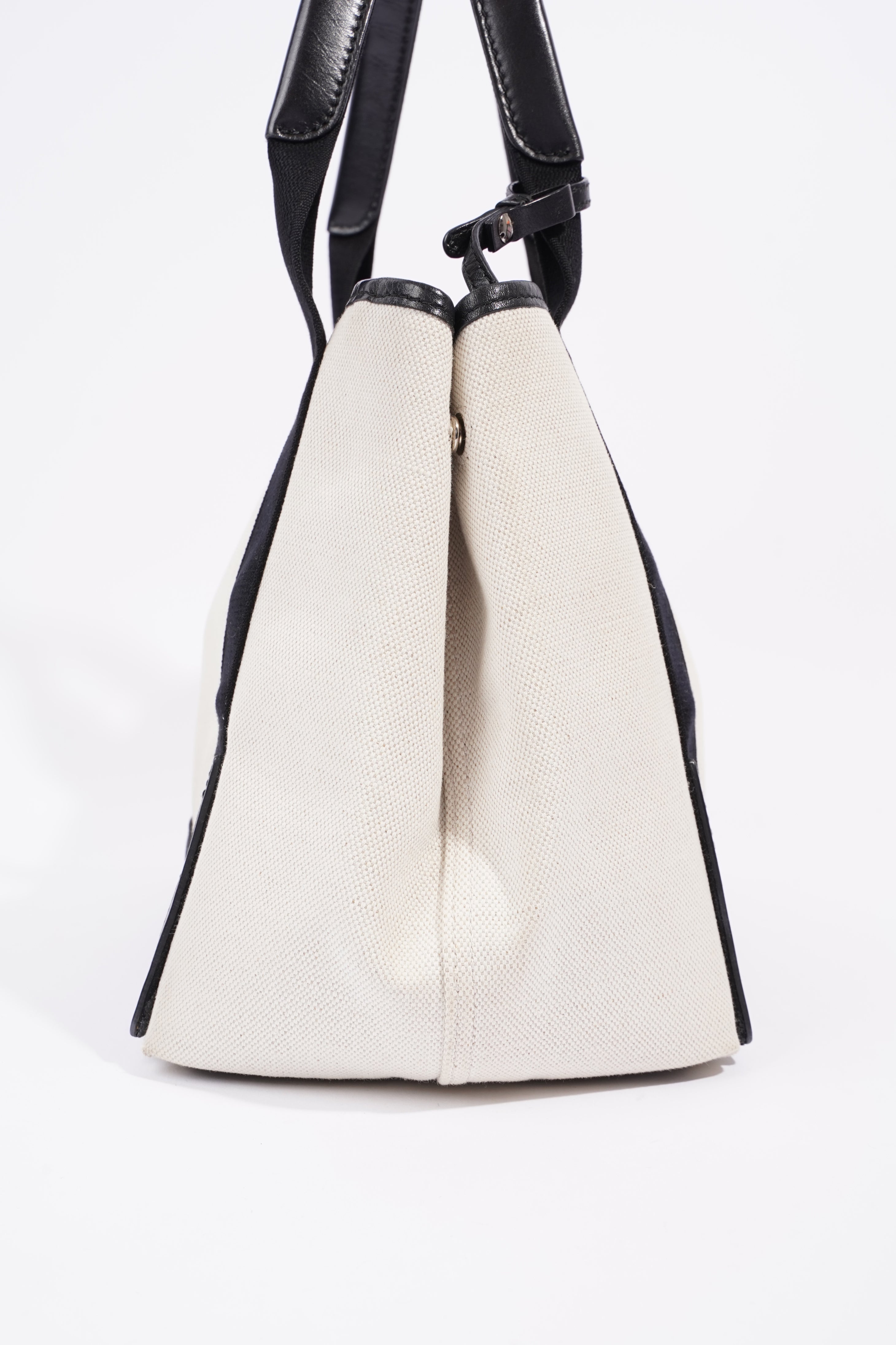 BALETKTNCIAGA Cabas Tote Bag Off white / Black Canvas Small