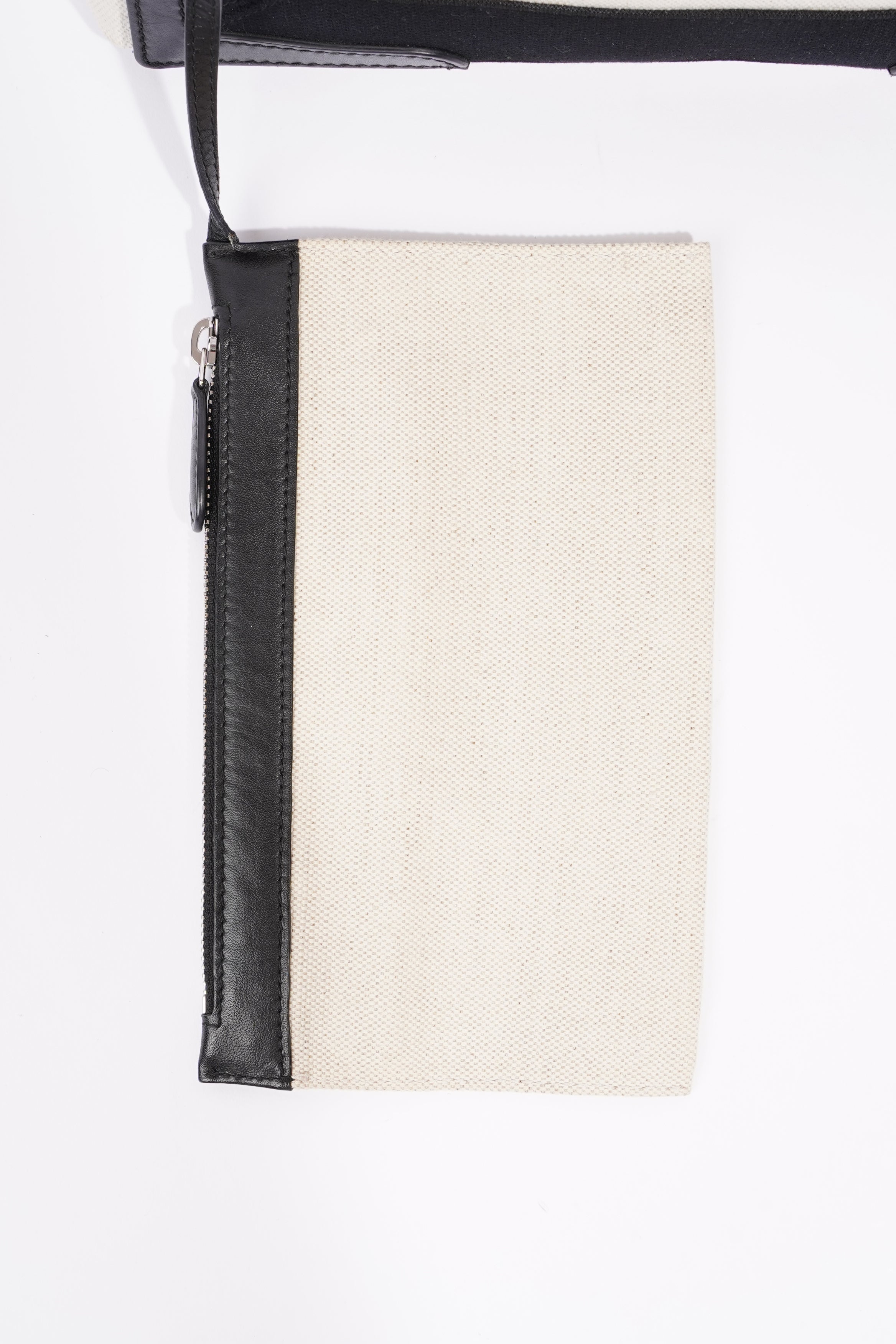 BALETKTNCIAGA Cabas Tote Bag Off white / Black Canvas Small