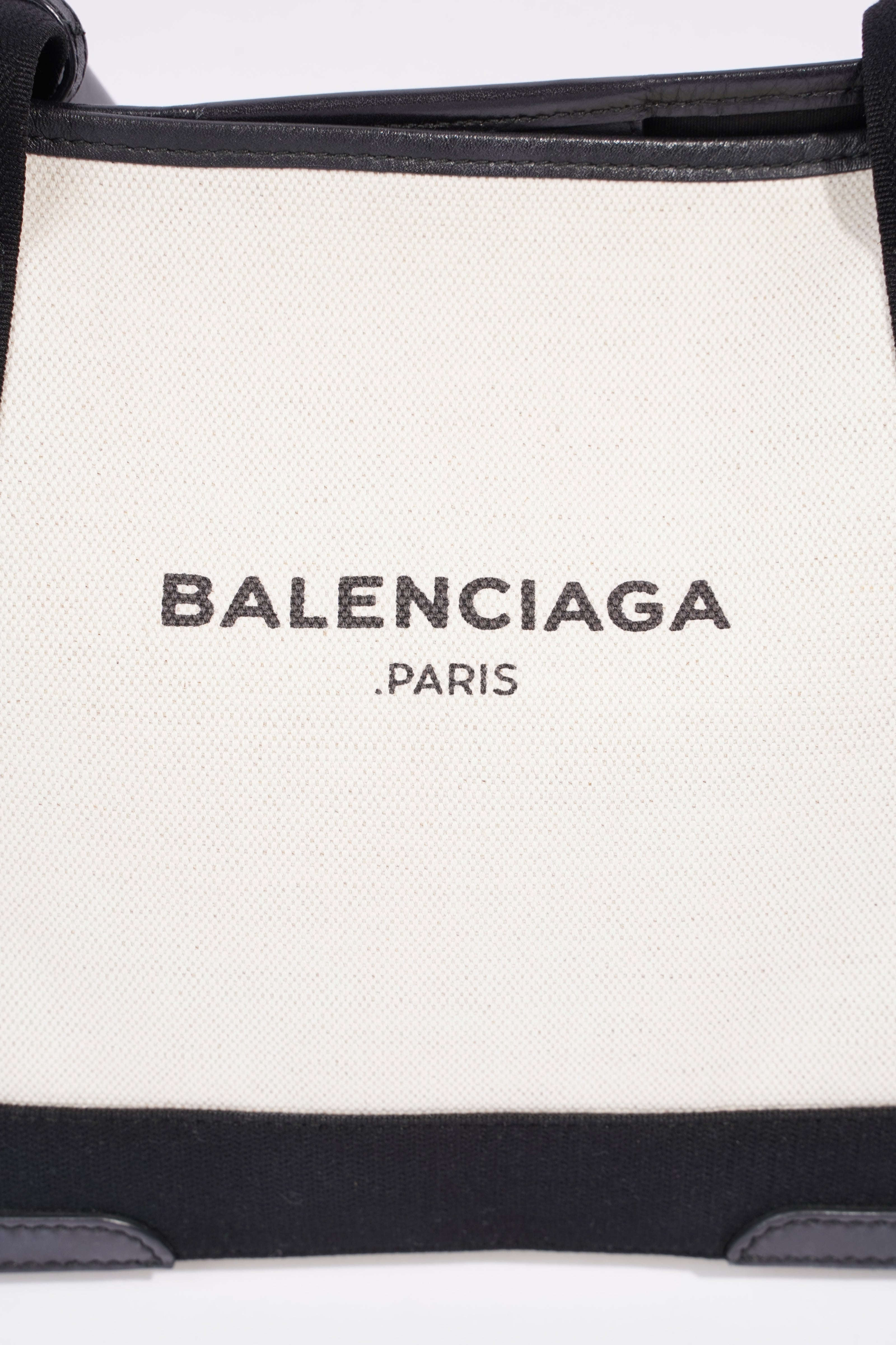 BALETKTNCIAGA Cabas Tote Bag Off white / Black Canvas Small