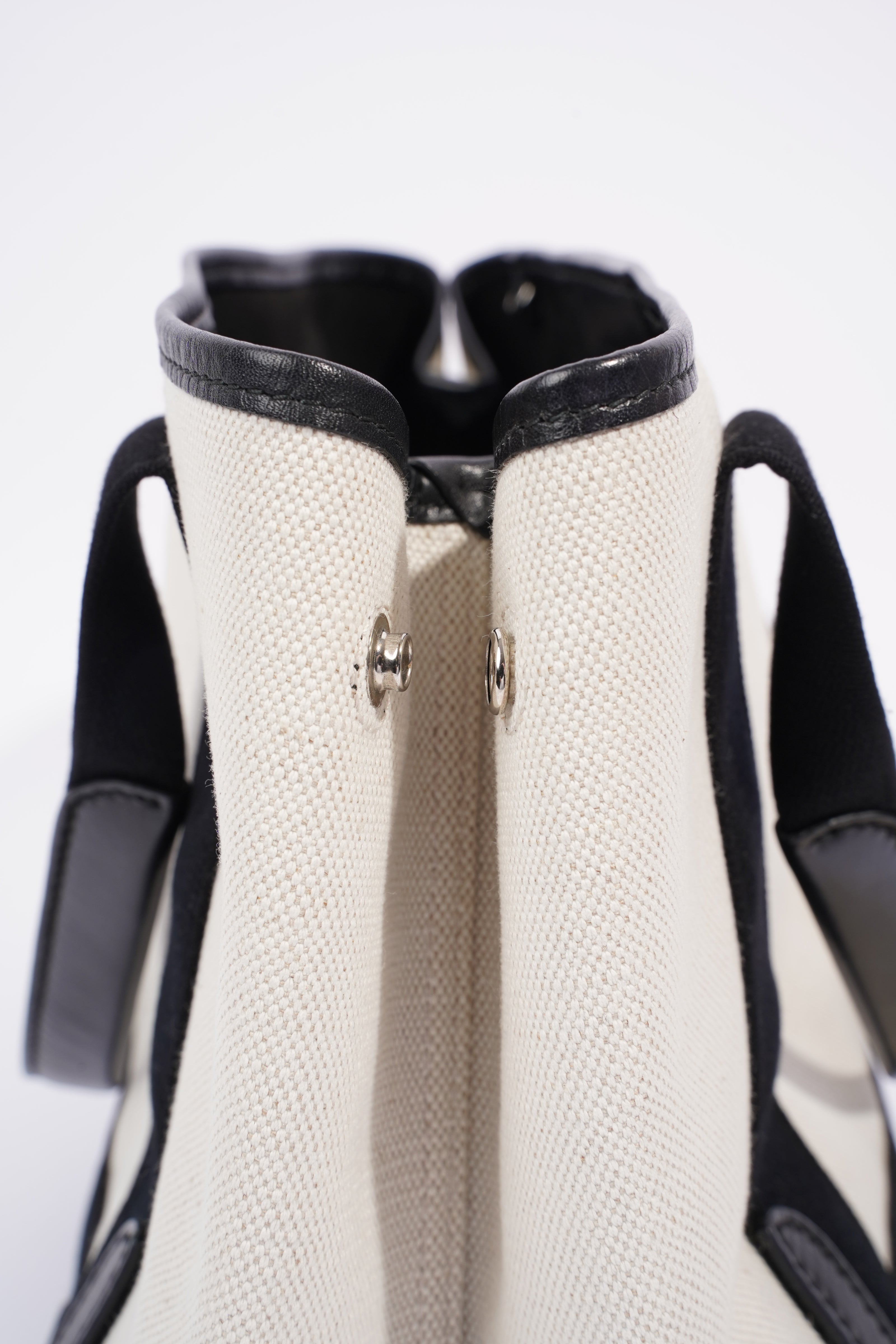 BALETKTNCIAGA Cabas Tote Bag Off white / Black Canvas Small