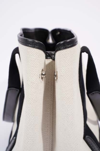 BALETKTNCIAGA Cabas Tote Bag Off white / Black Canvas Small