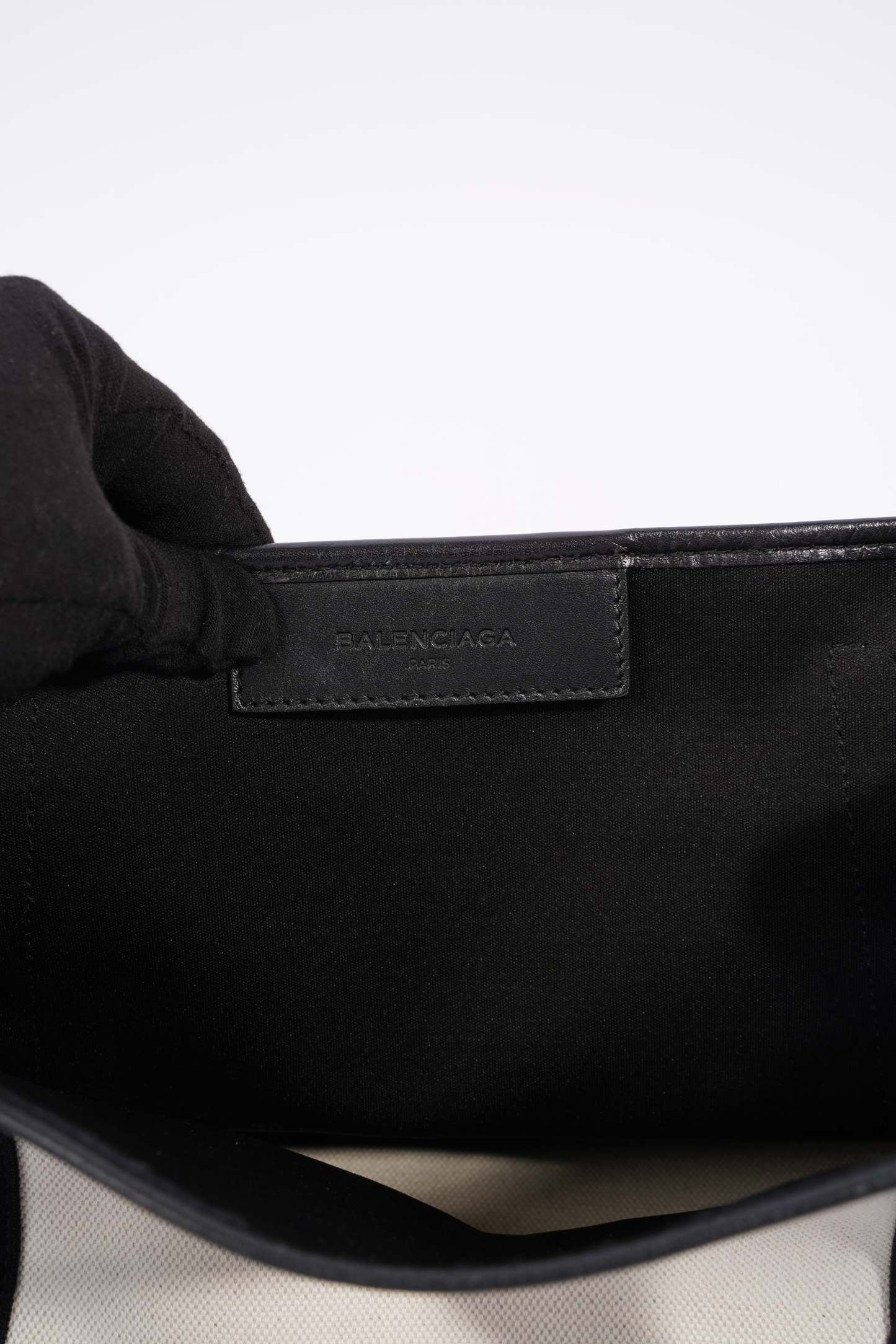 BALETKTNCIAGA Cabas Tote Bag Off white / Black Canvas Small