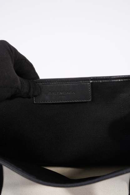 BALETKTNCIAGA Cabas Tote Bag Off white / Black Canvas Small
