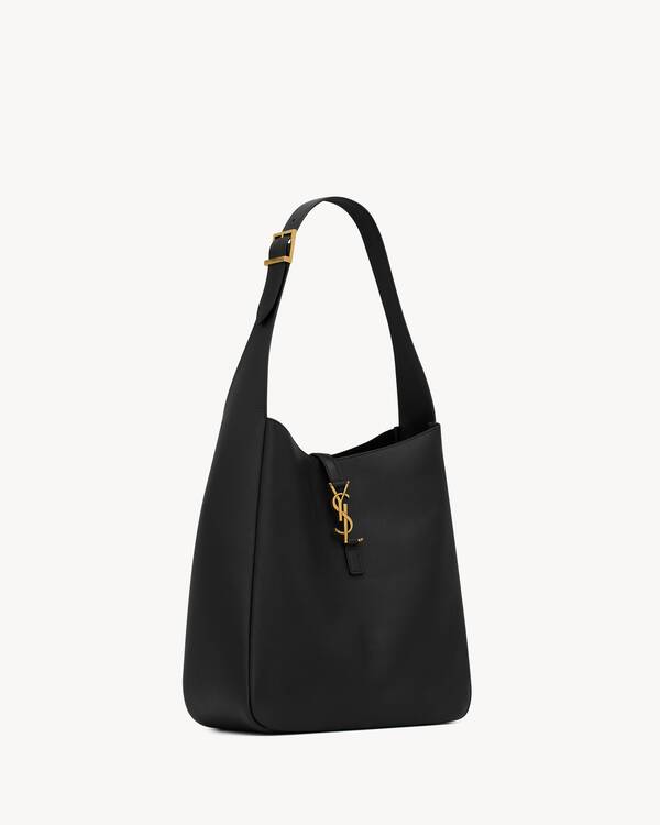 LE 5 À 7 supple LARGE IN GRAINED LEATHER