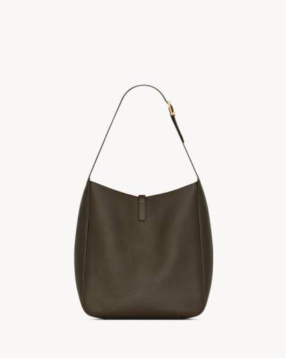 LE 5 À 7 supple LARGE IN GRAINED LEATHER