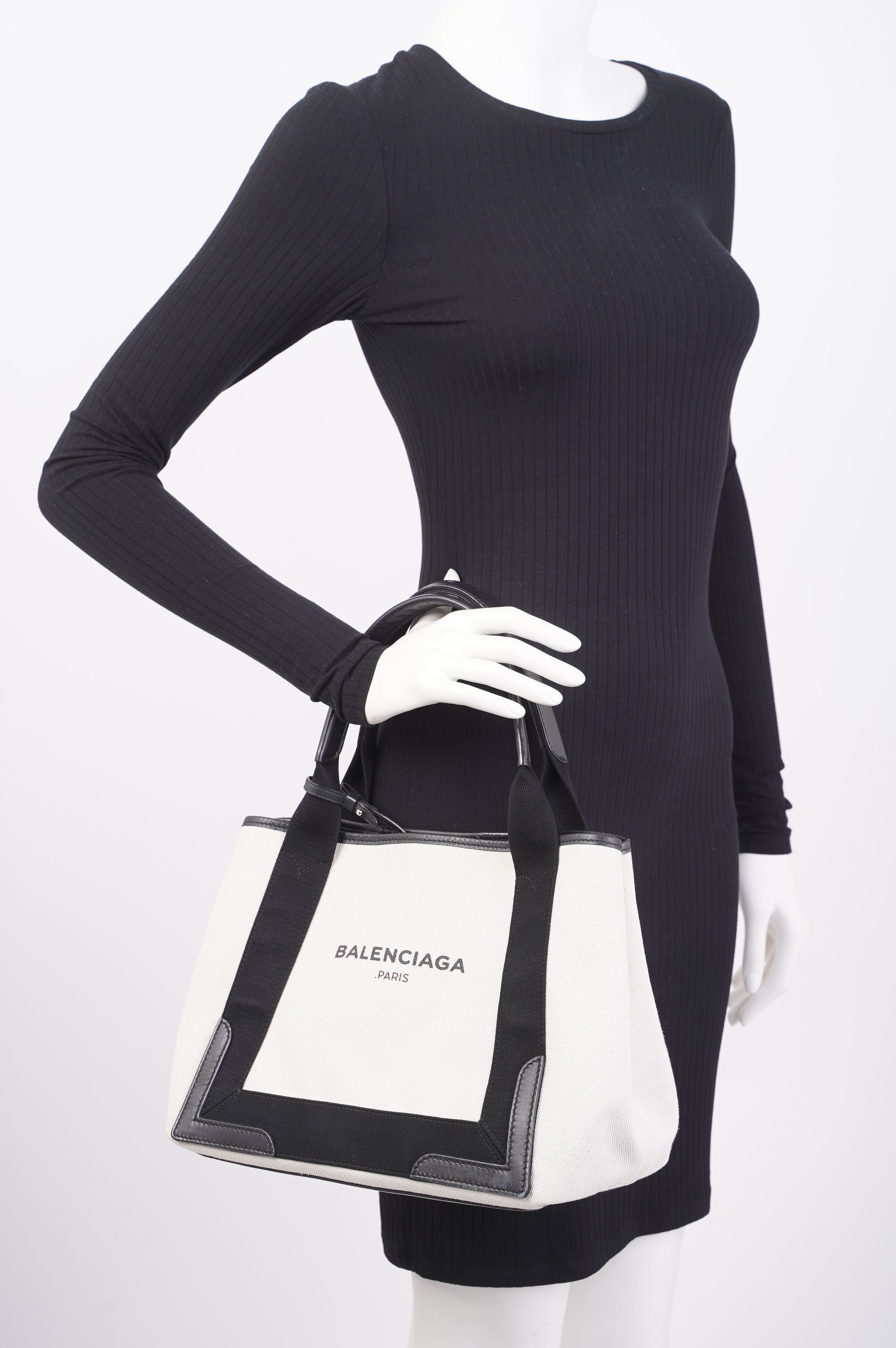 BALETKTNCIAGA Cabas Tote Bag Off white / Black Canvas Small