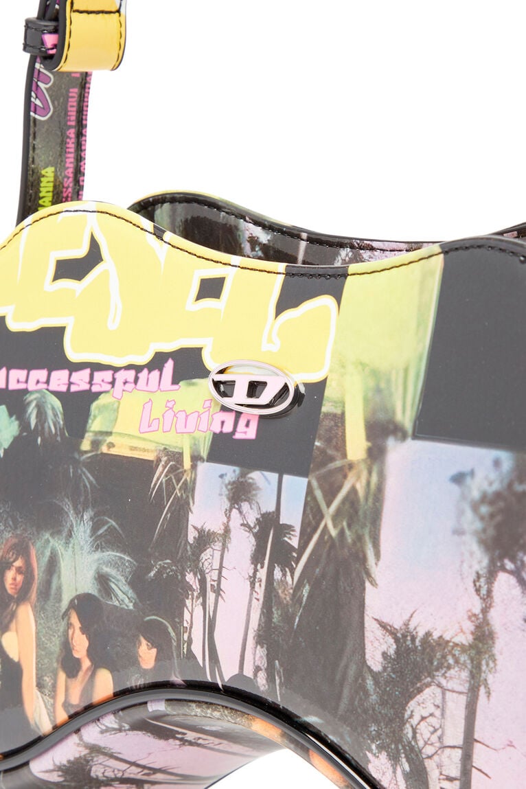 Play-Shoulder bag in printed glossy PU