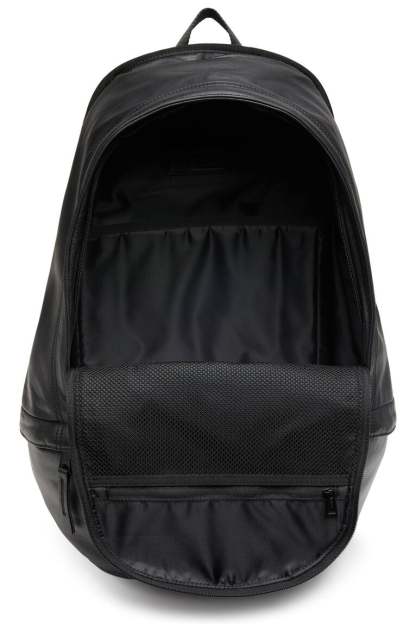 Rave-Leather backpack with metal D