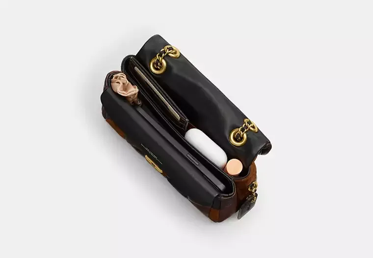 Tabby Shoulder Bag 20 With Patchwork Quilting