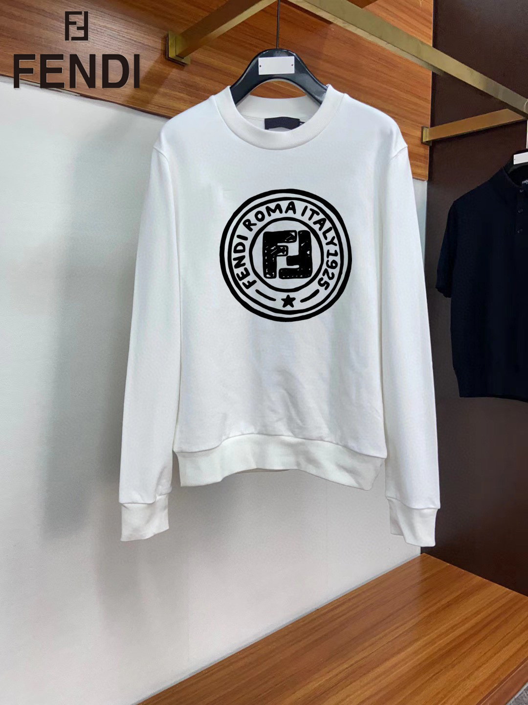 Fendi round hoodie_30_tianya_221108_o_6_1 fashion designer replica luxury high quality product