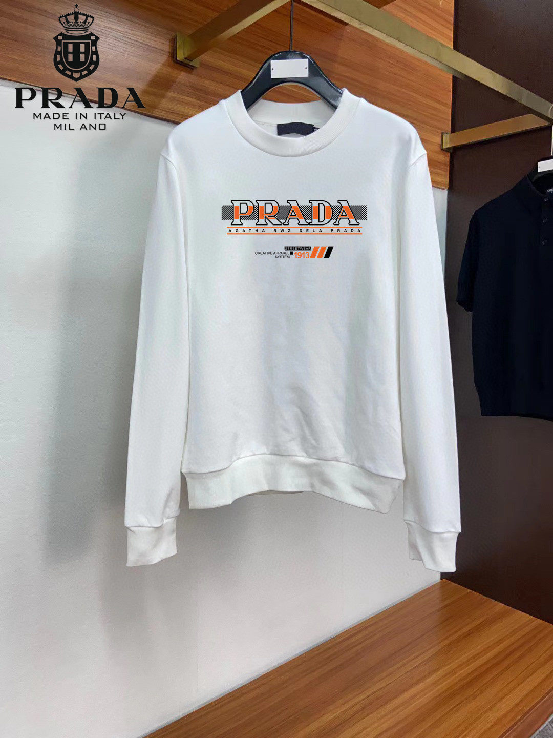 Prada round hoodie_30_tianya_221108_m_5_1 fashion designer replica luxury high quality product