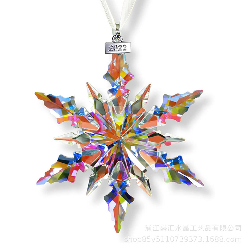 Capture Light with Magic Crystal Snowflake