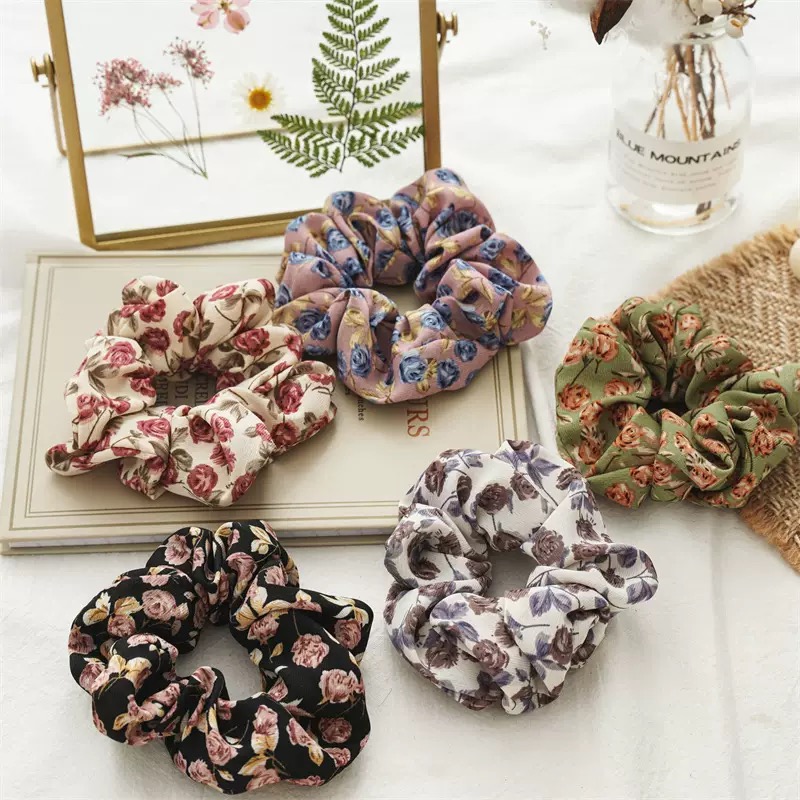 Vintage Floral Scrunchie