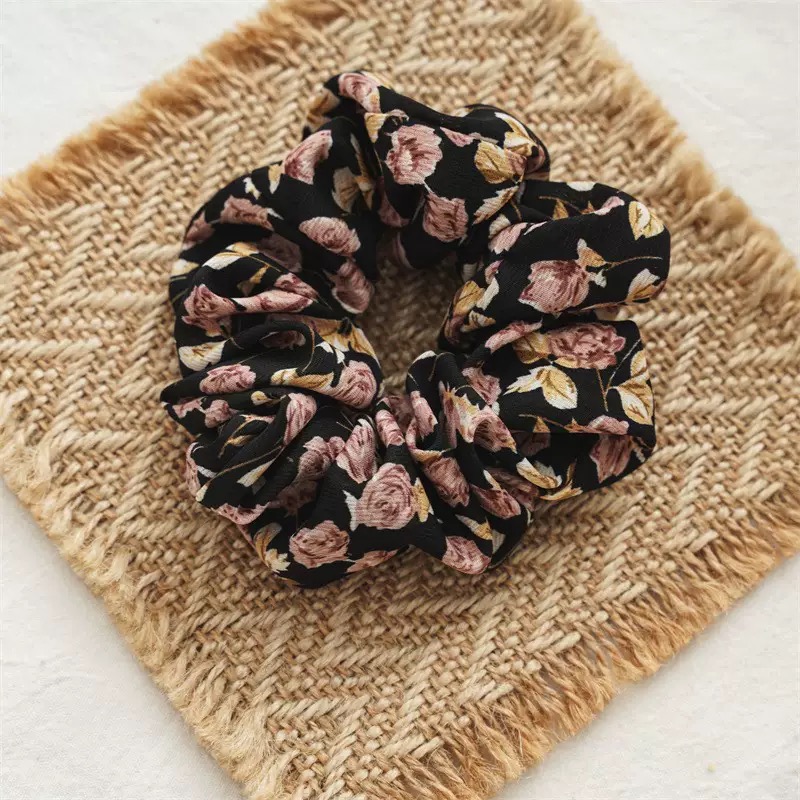 Vintage Floral Scrunchie