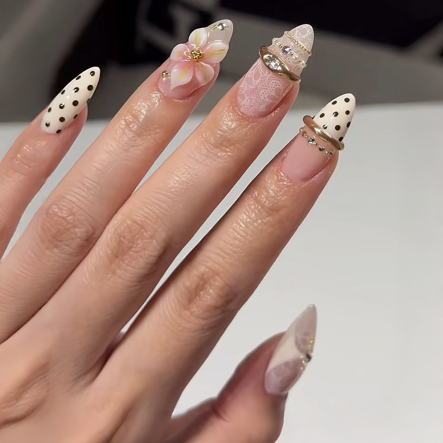 Lace Reverie