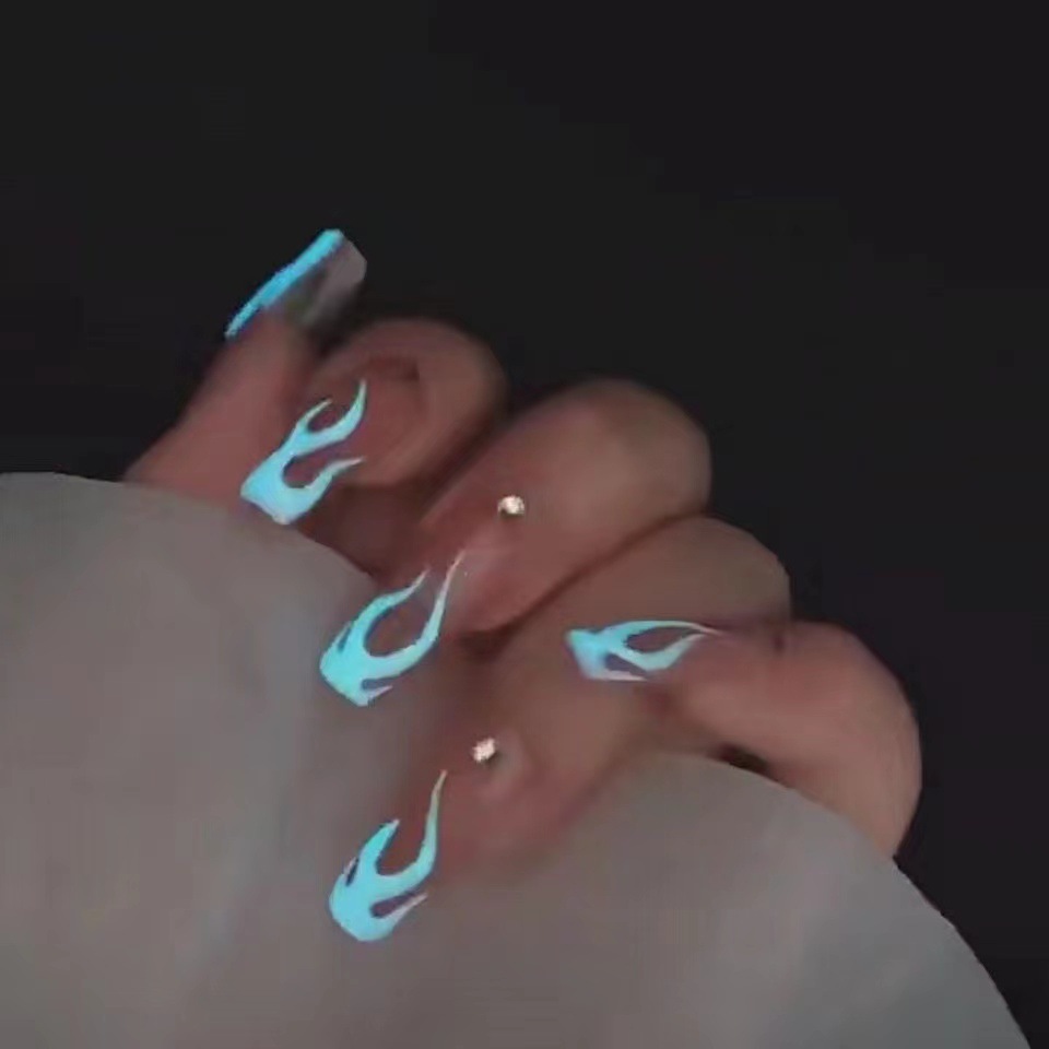 Glow-in-the-dark Flame