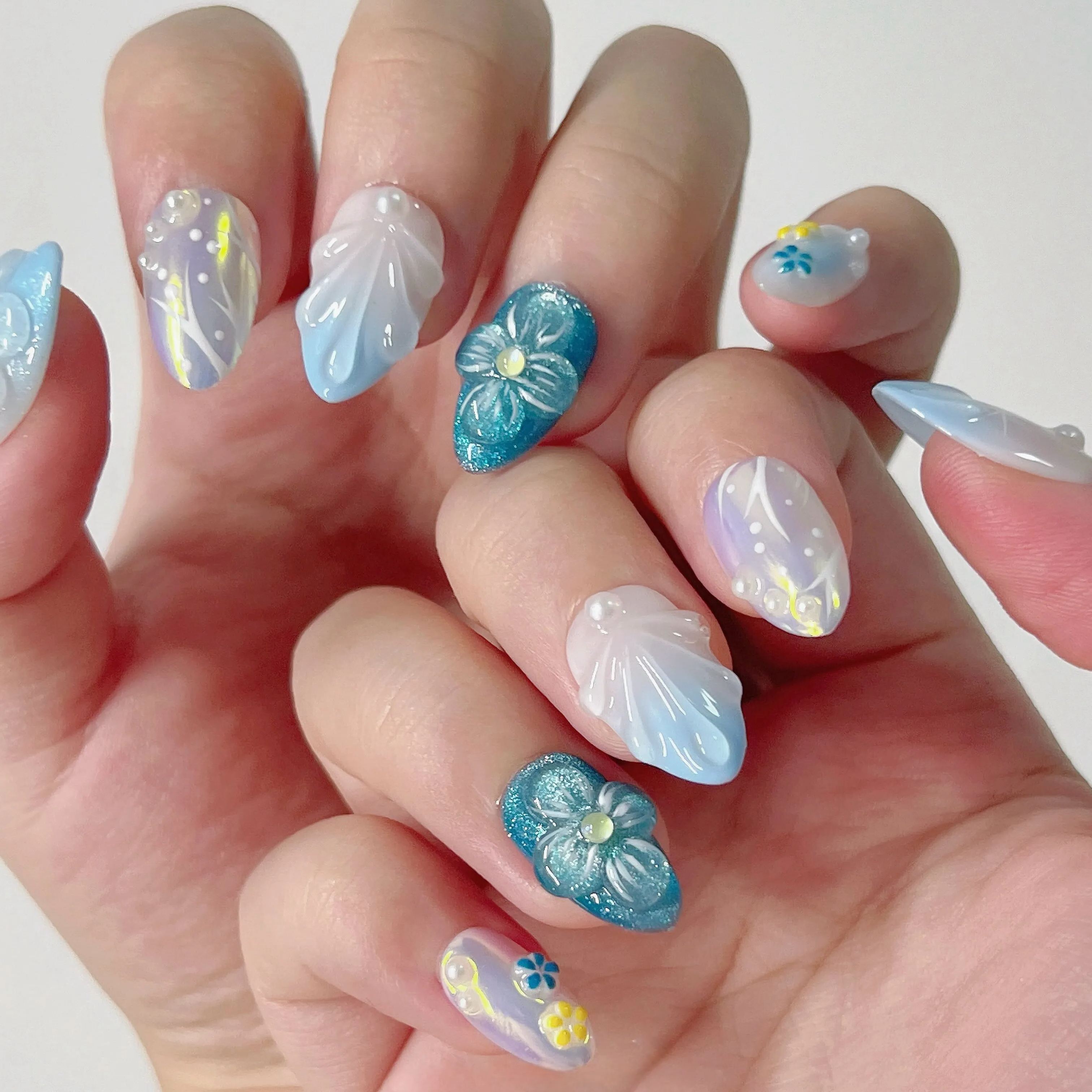 Breezy Blooms