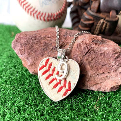Baseball/Softball Necklace w/Seams/Laces Jewelry