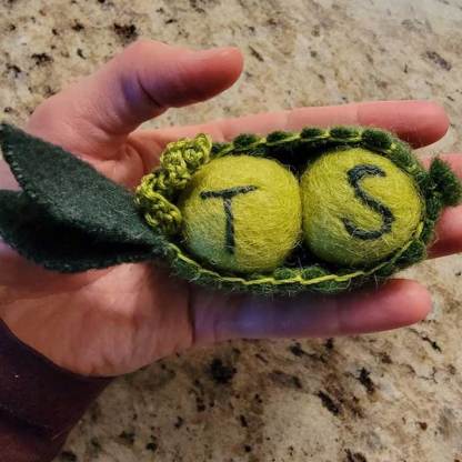 Personalized Two Peas in a Pod, Anniversary Gift Wool