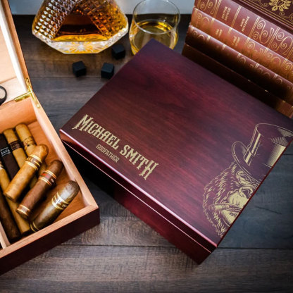 Custom engraved humidor box - great gift for cigar lovers