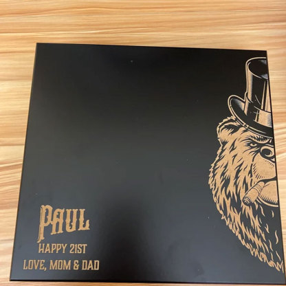 Custom engraved humidor box - great gift for cigar lovers