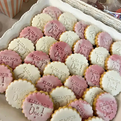 Customizable Name And Number Birthday Cookie Stamps With Star Decoration