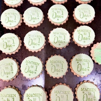 Customizable Name And Number Birthday Cookie Stamps With Star Decoration